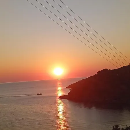 Dream Sunset Kythnos-martinakia Апартаменты *
